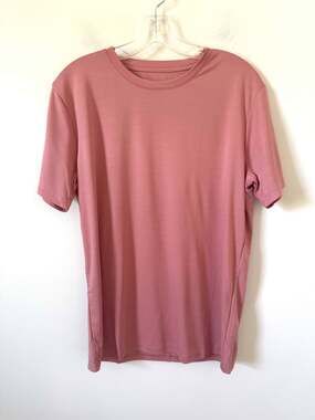 Amazon Quick Dry Tech Soft Stretch T-shirt Salmon Pink Mauve Size Medium NEW